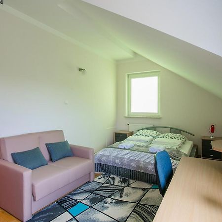 Pokoje Beskidzka Apartment Lublin Exterior foto