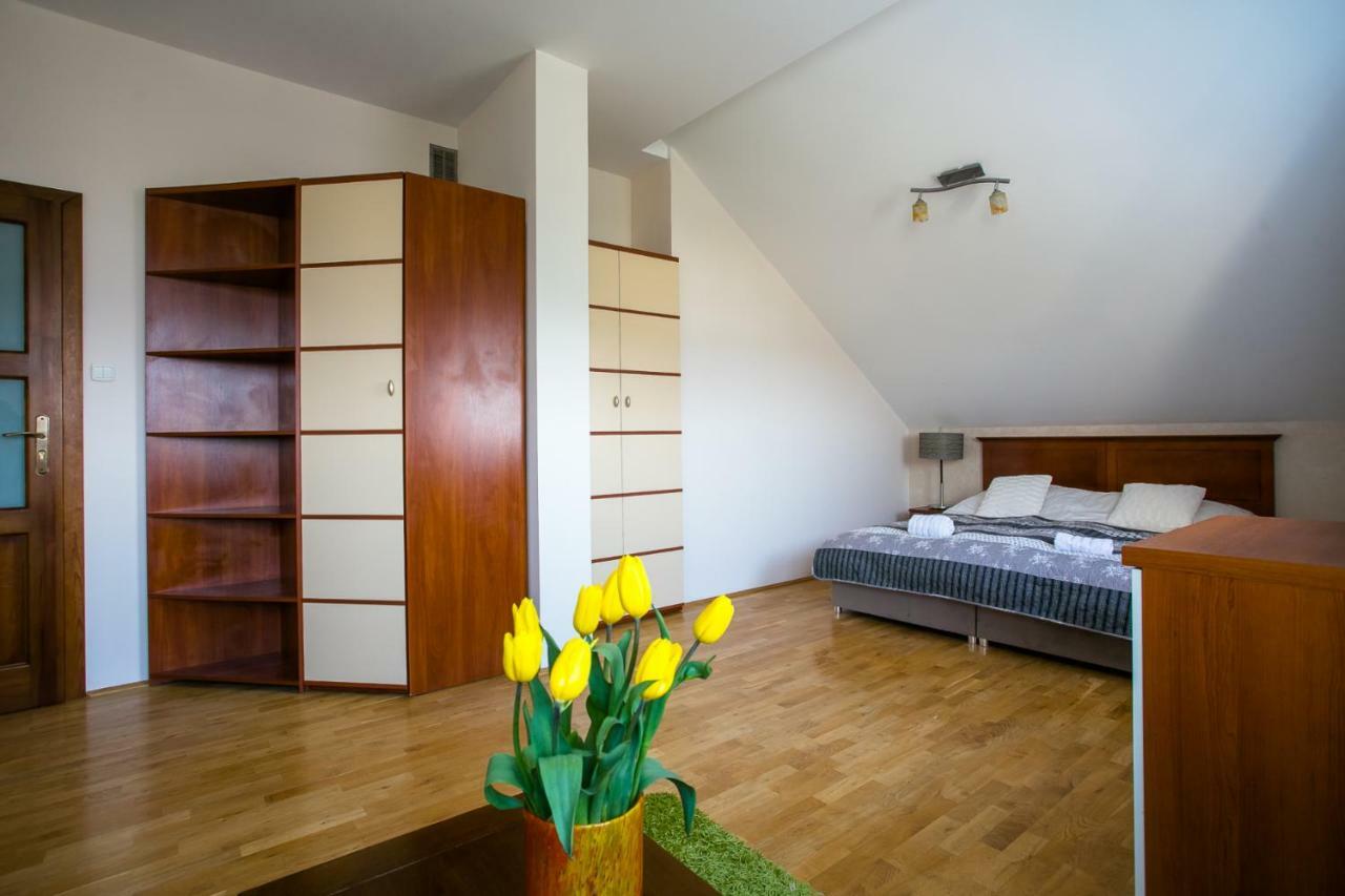 Pokoje Beskidzka Apartment Lublin Exterior foto